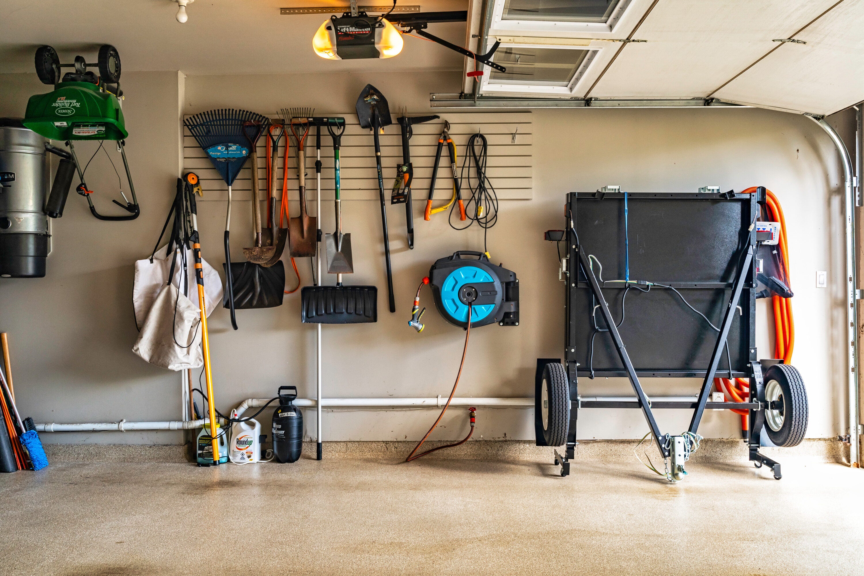 DK2 4-ft x 8-ft Steel Utility Trailer ( 1450-lb Capacity ) 5364713 - Image 11