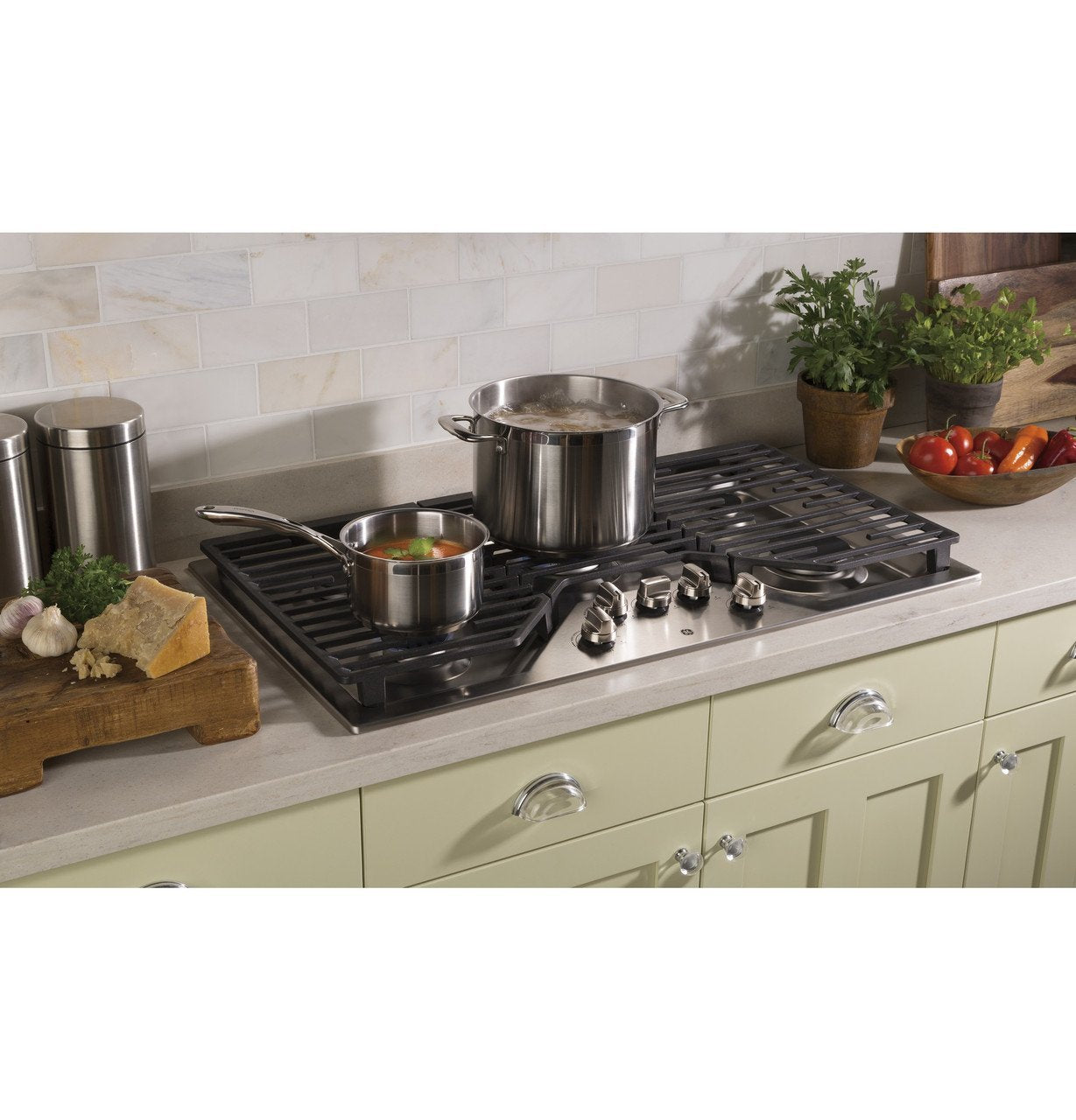 36 In. 5 Burners Gas Range - Image 3