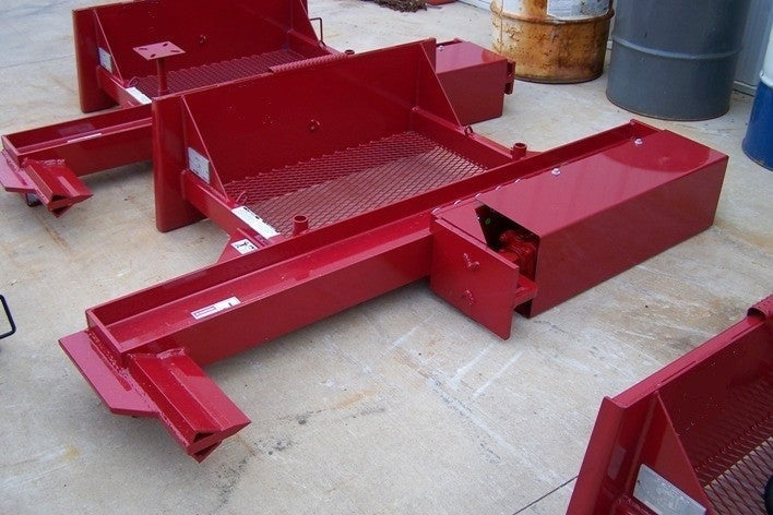 30-Ton Skid Steer Log Splitter – Tire-to-Tire Inverted Design (Model 3030) for Heavy-Duty Wood Splitting - Image 6